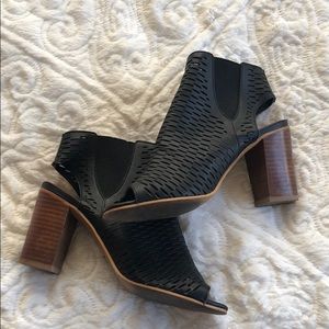 Steve Madden heeled sandals